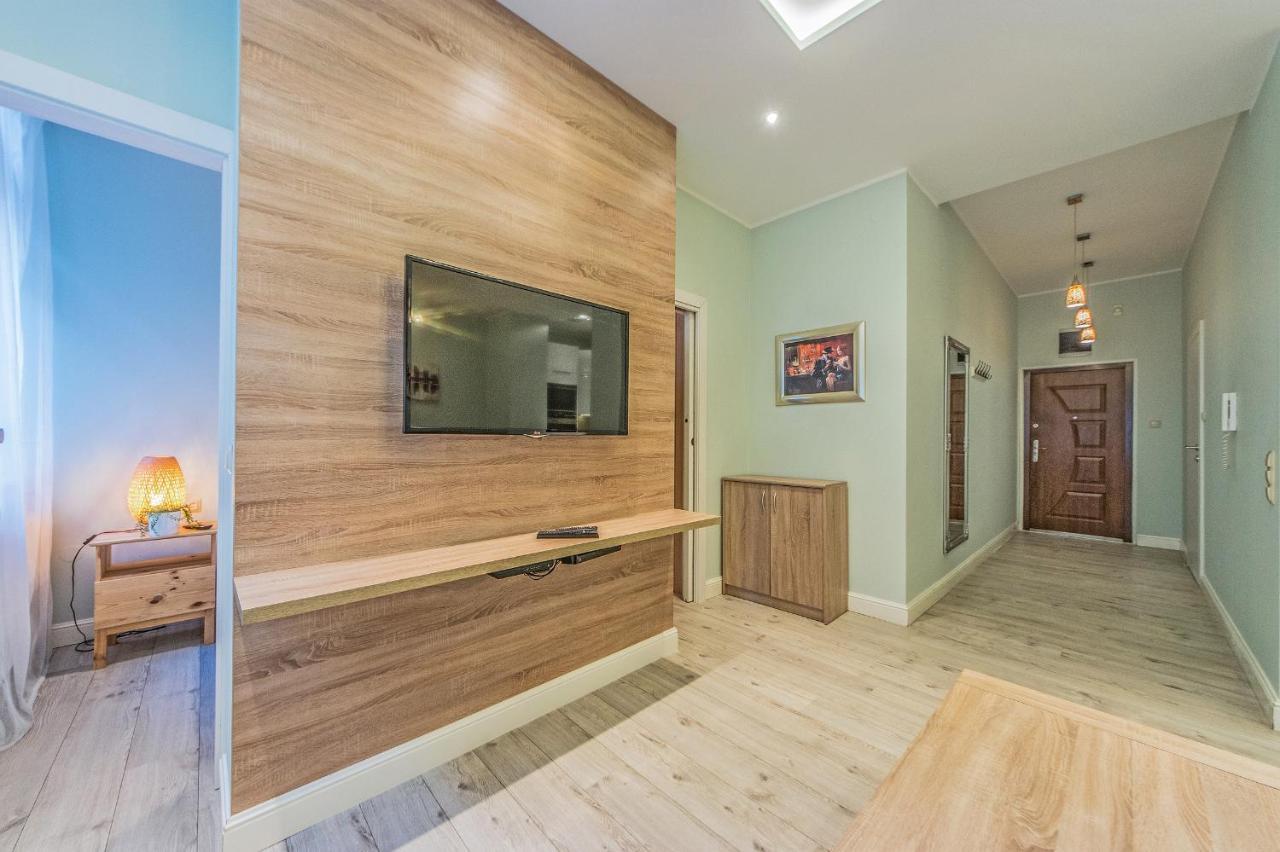 House Managers - Monte 49 * Sopot